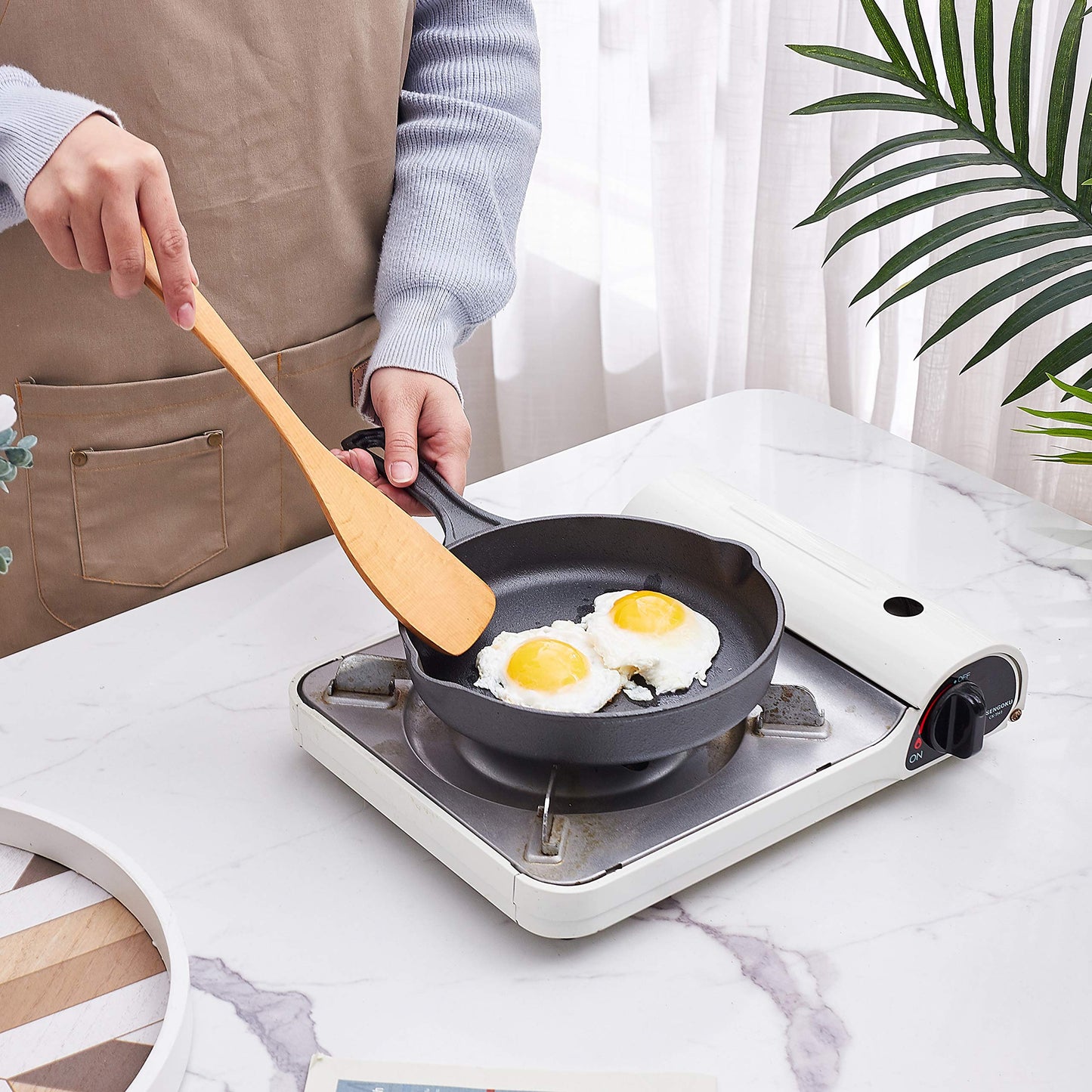 Bruntmor Pre-Seasoned Cast Iron Cookware Set - 8-Piece Bundle with Skillets, Grill Pan, Dutch Oven, Pizza Pan, and Utensils - Durable Pots and Pans Set for Cooking - Ideal Gift for Home or Camping