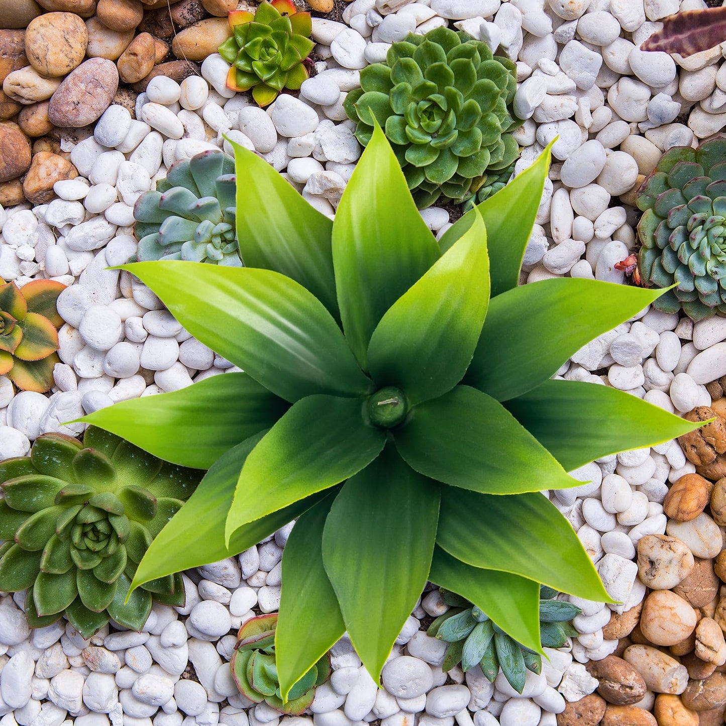 Ttranewsoo Fake Plants Artificial Agave Plants,Large UV Resistant Fake Agave Planters for Indoor and Outdoor Decorating Tropical Plant Succulents Greenery Indoor Decor((2Pack Light Green) 13.8"