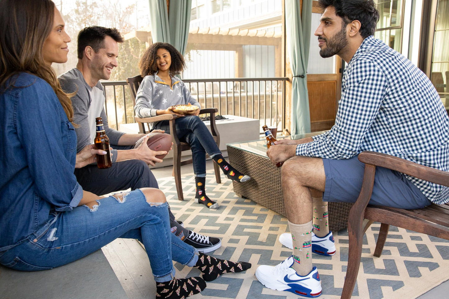 Hot Sox Women's Funny Joke Novelty Fashion Casual Socks, Tea Cup Pigs (Jade), Shoe Size: 4-10, Sock Size: 9-11