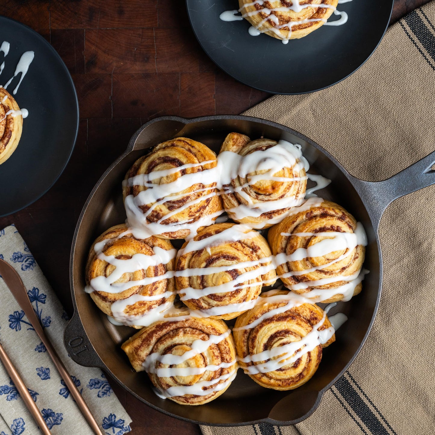 Lancaster Cast Iron No. 10 Skillet - 11-5/8-Inch Pre-Seasoned Heirloom Pan - Made in USA