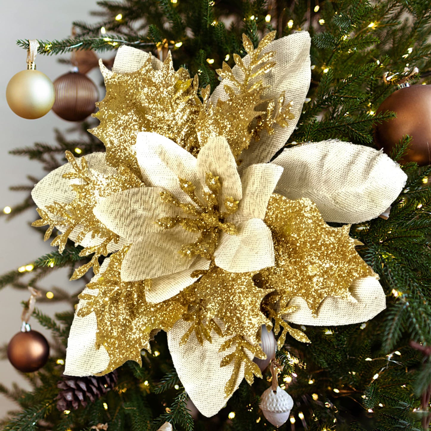 DEEMEI Christmas Poinsettia Artificial Flowers Christmas Tree Wreaths Garland Decoration 15 Pcs 5.5" Glitter Flowers Picks Decor for Xmas New Year Wedding Party Ornaments Gold