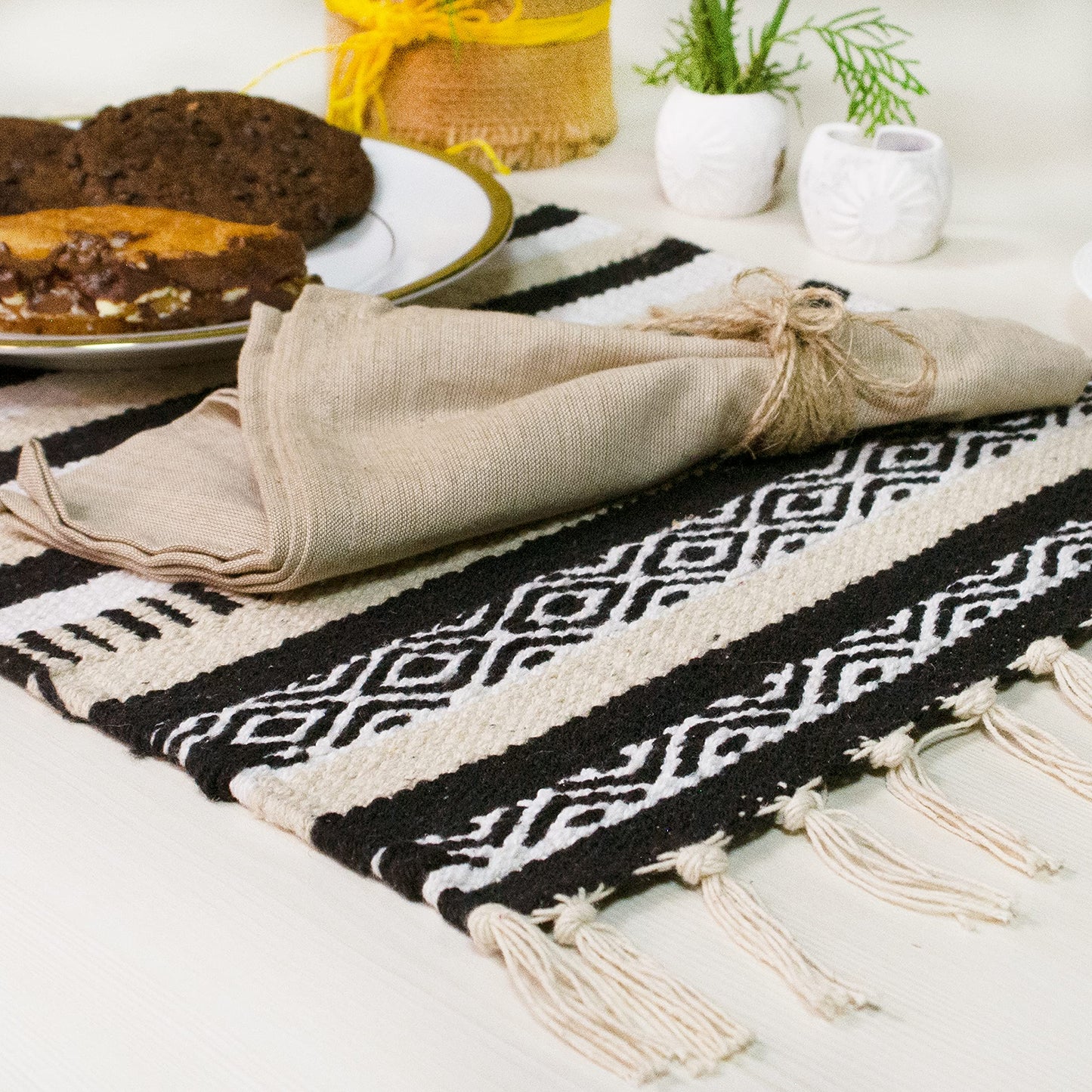 CHARDIN HOME Black, Cream, White Boho Placemats (Set of 4) | Cotton Farmhouse Placemats 13x19 Inches| Machine Washable, Durable and Easy to Combine